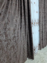 Draperie Venti Maro Inchis Texturata cu Aspect de Vopsea Decorativa – Ideala pentru Living si Dormitor in Nuanțe Crem, Alb sau Maro