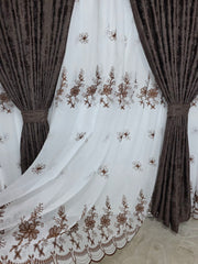 Set Pixi: perdea din in cu flori maro si draperie maro inchis tip vopsea decorativa