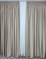 Set Vlad: Perdea Gloria Nesifonabila si Draperie Catifea Crem Cappuccino Roz