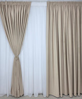 Draperie Catifea Premium Crem Vanilie Latte Blackout 80%, Gramaj Mai Mare Decat Catifeaua Clasica si Cadere Grea - Ideala pentru living si dormitor cu pat sau canapea crem, pereti albi si mobilier crem sau lemn natur - confectionata pe comanda