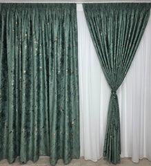 Set Miriana: Perdea Alba Simpla Voal Premium Luda si Draperie Catifea Plina Verde Smarald cu Insertii Model Amazon - Ideal pentru living si dormitor cu pat sau canapea verde smarald, crem ori bej si pereti albi - confectionat pe comanda