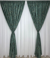 Set Miriana: Perdea Alba Simpla Voal Premium Luda si Draperie Catifea Plina Verde Smarald cu Insertii Model Amazon - Ideal pentru living si dormitor cu pat sau canapea verde smarald, crem ori bej si pereti albi - confectionat pe comanda