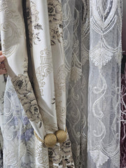 Draperie Crem Model Floral Anabella pentru Living si Dormitor cu Mobilier Crem si Lemn Natur, Confectionata la Comanda Casablanca Magazin