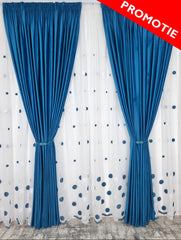 Set Liana – Perdea Alba din In cu Buline Turcoaz si Draperie Catifea Turcoaz – ideal pentru livinguri cu canapele crem, gri deschis sau bej si accente turcoaz, mobilier alb sau lemn natur, confectionat pe comanda