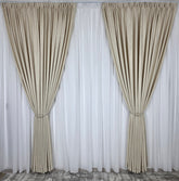 Colectia Lucy: perdea alba simpla voal si draperie crem cu model de vopsea decorativa