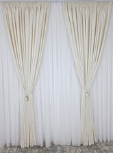 Colectia Decorativa: Perdea Alba Simpla si Draperie Tip Vopsea-Ivoire