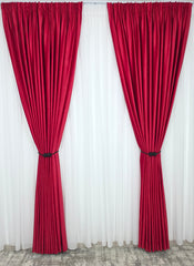 Set Dinamo – Perdea Voal Premium si Draperie Catifea Rosu – Ideal pentru Livinguri Indraznete cu Canapele Crem, Mobilier Alb sau Negru si Accente Rosii sau Aurii – Confectionat pe Comanda