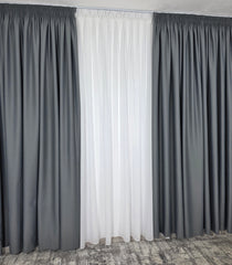 Draperie Simpla Gri Mediu Blackout – Ideala pentru Livinguri Moderne cu Canapele Gri, Mobilier Alb sau Decoruri Minimaliste