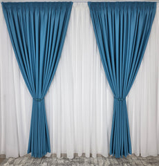 Draperie Simpla Turcoaz Azur Blackout 60-80% pentru Living si Dormitor cu Mobilier Crem si Alb, 100% Poliester, Confectionata la Comanda Casablanca Magazin