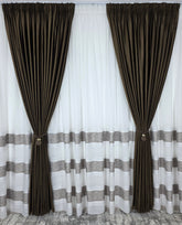 Set Rafaela – Perdea din In Cristal cu Benzi Capucino si Draperie Catifea Maro – ideal pentru livinguri cu canapele crem, bej sau cappuccino si mobilier maro sau lemn natur, confectionat pe comanda
