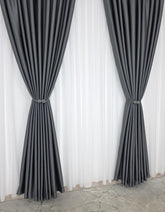 Draperie Paris Gri Inchis Blackout 100% – Draperie eleganta pentru living si dormitor in nuante alb, crem, gri si negru, confectionata pe comanda