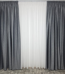 Colectia Linistea de Aur – Perdea Voal Alb Premium si Draperie Rolex Catifea Gri cu Sclipici Argintiu – Ideal pentru Livinguri Moderne cu Canapele Gri, Mobilier Alb sau Negru si Accente Argintii – Confectionat pe Comanda