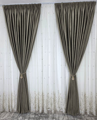 Set Gabriela: perdea ivoire in cristal cu broderie bej si draperie catifea bej inchis