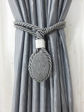 Set magneti cu fir lung, gri mediu material textil(2bucati)