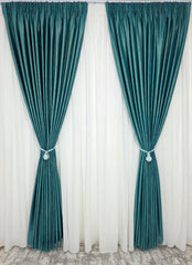 Colectia Valencia – Perdea Alba din Matase cu Insertii Aurii Varianta 1 si Draperie Rolex din Catifea Verde Turcoaz cu Sclipici Auriu – Set elegant pentru living si dormitor in nuante alb, crem, turcoaz, verde si auriu, confectionat pe comanda