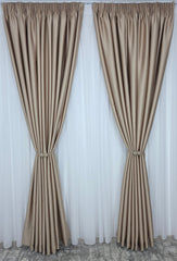 Colectia Noapte-Zi – Perdea Voal Alb Premium si Draperie Paris Capucino Blackout – Ideal pentru Livinguri Elegante cu Canapele Crem, Mobilier Maro sau Decoruri Bej si Lemn Natur – Confectionat pe Comanda