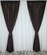 Colectia Blackout: Perdea Matase Alba Si Draperie Maro Blackout 98%