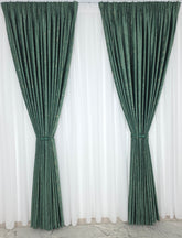 Set Esmeria : Perdea Voal Premium Si Draperie Catifea Verde Smarald Cu Insertii