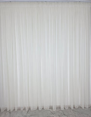 Colectia Majestic – Perdea Crem din Borangic cu Sidef Auriu si Draperie Catifea Maro cu Insertii – Ideal pentru Livinguri cu Canapele Crem, Mobilier Maro sau Wenge si Decoruri Calde din Lemn Natur – Confectionat pe Comanda