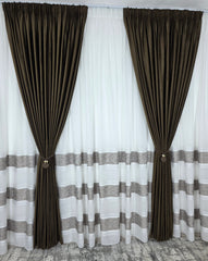 Set Rafaela – Perdea din In Cristal cu Benzi Capucino si Draperie Catifea Maro – ideal pentru livinguri cu canapele crem, bej sau cappuccino si mobilier maro sau lemn natur, confectionat pe comanda
