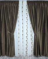 Set Calin: Perdea Sable Crem Cu Frunze Maro Si Draperie Blackout Catifea Maro