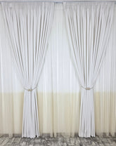 Set Dove: perdea in doua culori alb-crem tip borangic si draperie catifea alba