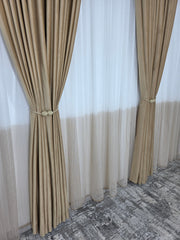 Set Marigold – Perdea din Borangic Alb-Capucino in Doua Tonuri si Draperie Catifea Crem-Miere – ideal pentru livinguri cu canapele crem, bej, cappuccino sau maro deschis si mobilier din lemn natur sau wenge – confectionat pe comanda
