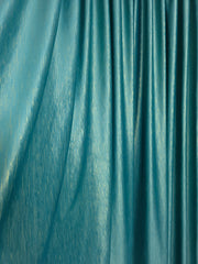 Colectia Valencia – Perdea Alba din Matase cu Insertii Aurii Varianta 1 si Draperie Rolex din Catifea Verde Turcoaz cu Sclipici Auriu – Set elegant pentru living si dormitor in nuante alb, crem, turcoaz, verde si auriu, confectionat pe comanda