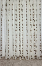Perdea cu flori crem maro, model Ted, nu necesita calcare dupa spalare - CASABLANCA Perdea cu flori crem maro, model Ted, nu necesita calcare dupa spalare Casa Blanca Curtains & Drapes 40.00 CASABLANCA CASABLANCA