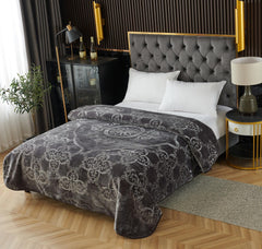 Patura grosa grofata, gri, dimensiune 160x210, pentru pat de 1 persoana, Cod: P37 - CASABLANCA Patura grosa grofata, gri, dimensiune 160x210, pentru pat de 1 persoana, Cod: P37 CASABLANCA Blankets 120.00 CASABLANCA CASABLANCA