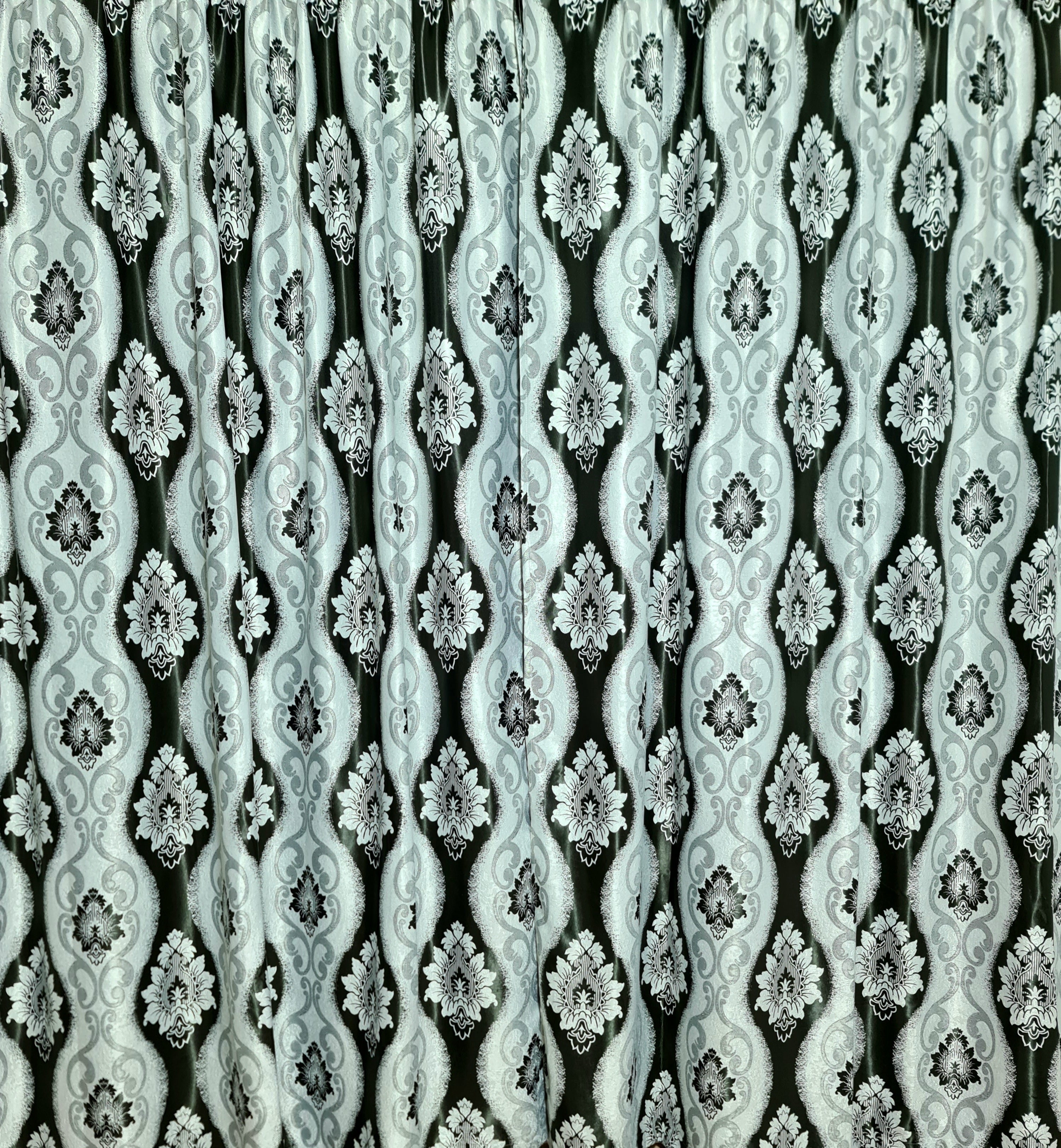 Draperii opace cu două fețe,imprimeu baroc în tonuri de gri și negru - CASABLANCA Draperii opace cu două fețe,imprimeu baroc în tonuri de gri și negru Casa Blanca Curtains & Drapes 45.00 CASABLANCA  CASABLANCA