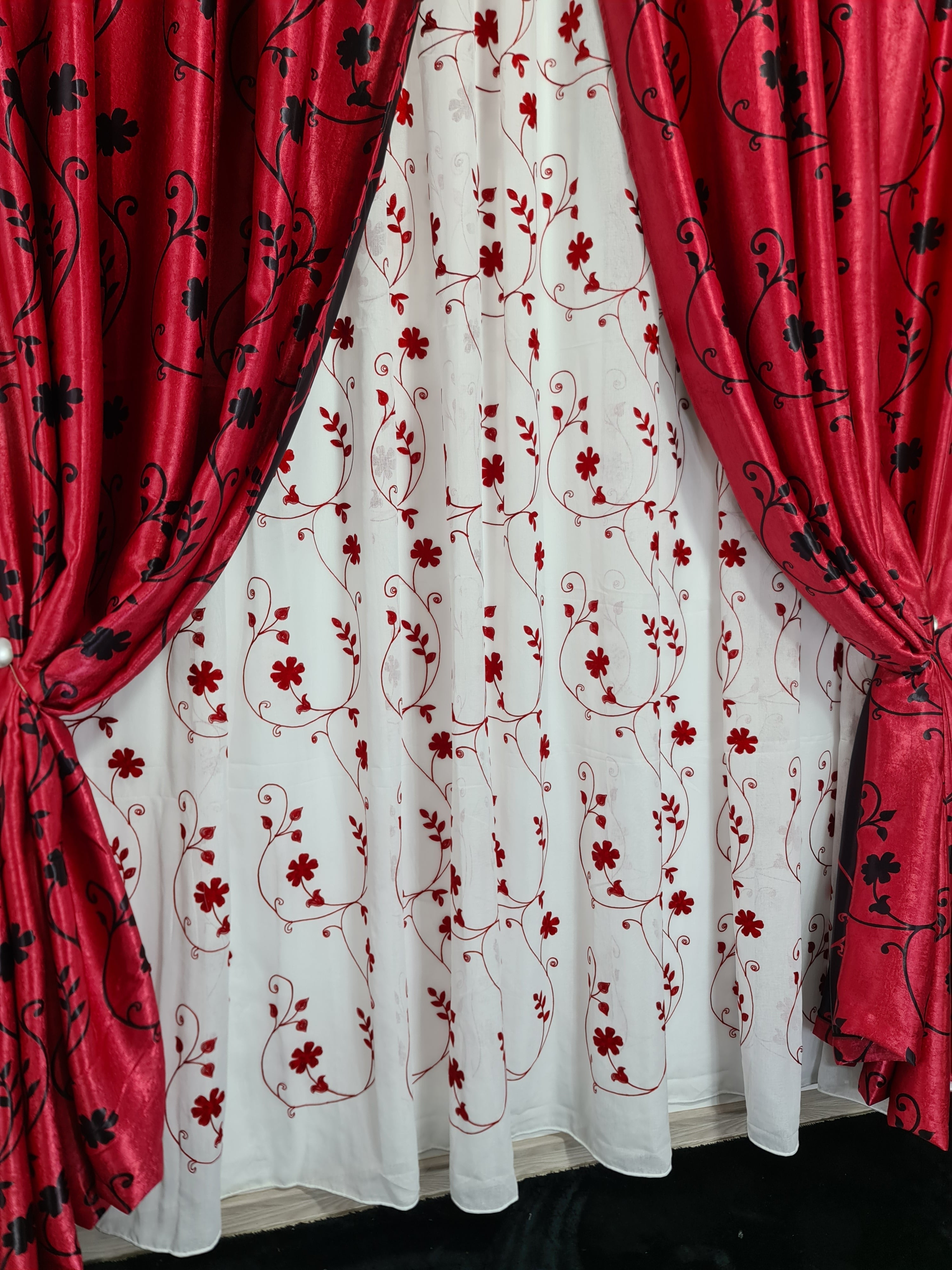 Set perdea si draperie Zen - CASABLANCA Set perdea si draperie Zen CasaBlanca   350.00 CASABLANCA  CASABLANCA