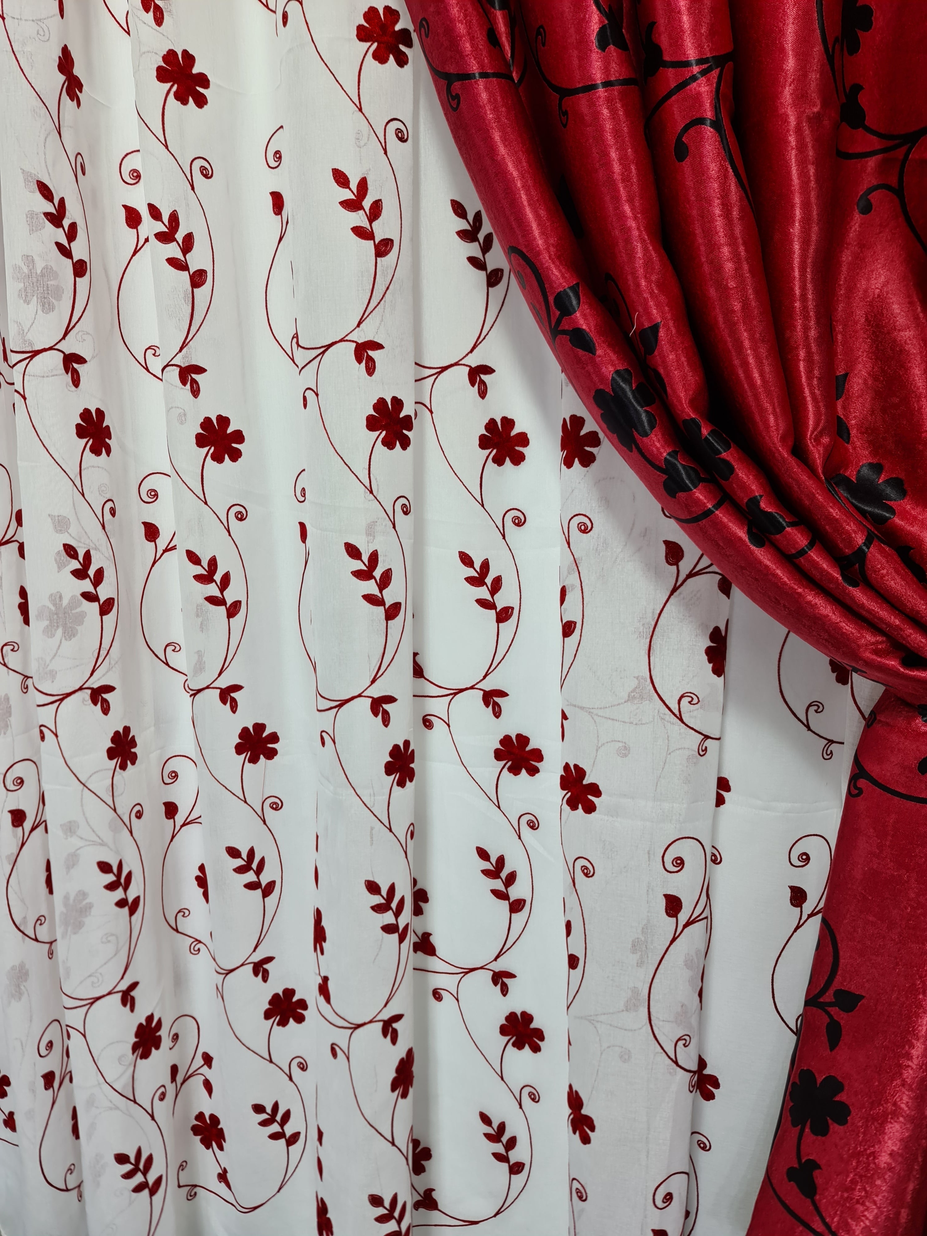 Set perdea si draperie Zen - CASABLANCA Set perdea si draperie Zen CasaBlanca   350.00 CASABLANCA  CASABLANCA