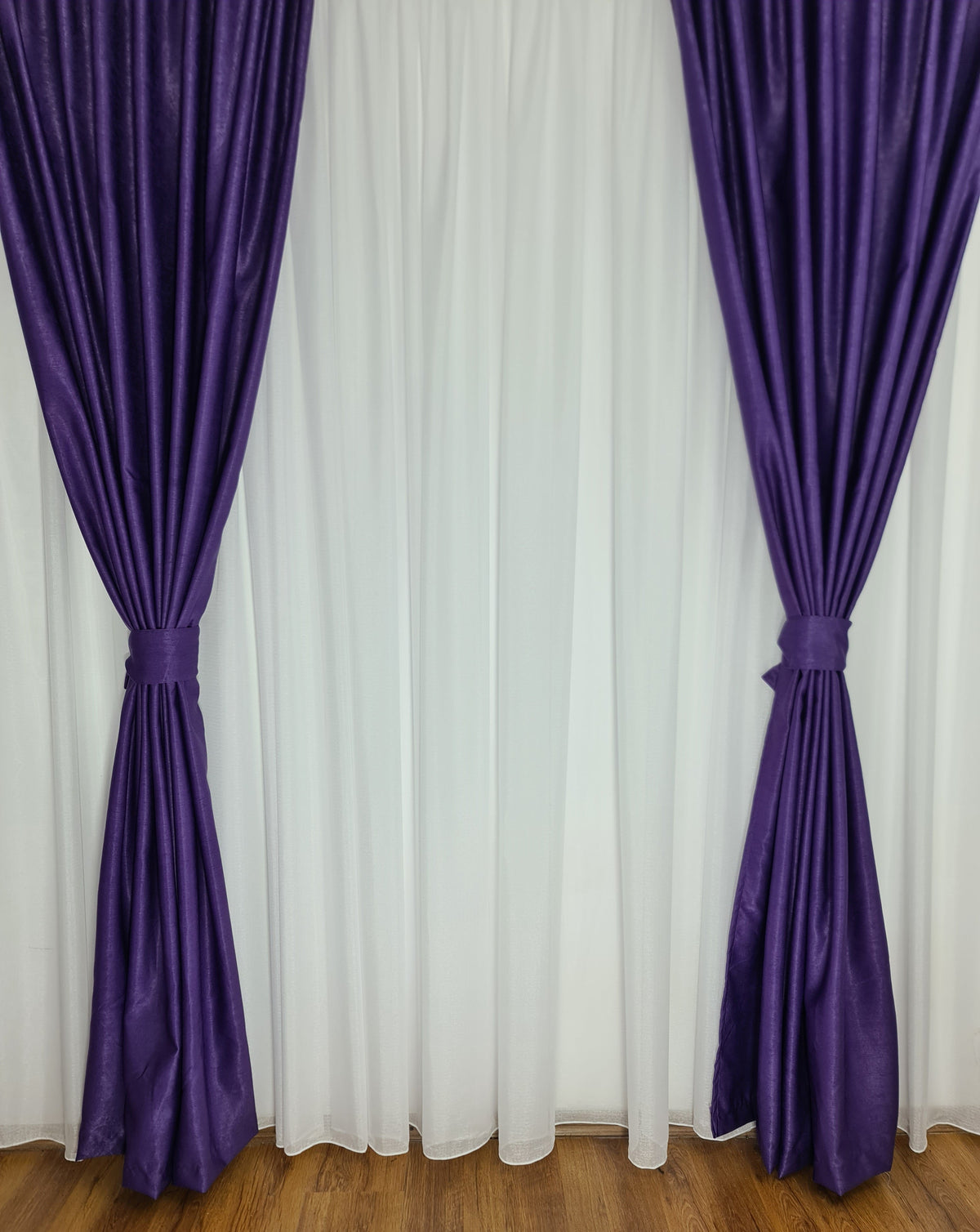 Set perdea si draperie Cecilia - CASABLANCA Set perdea si draperie Cecilia Casa Blanca Curtains & Drapes 310.00 CASABLANCA  CASABLANCA