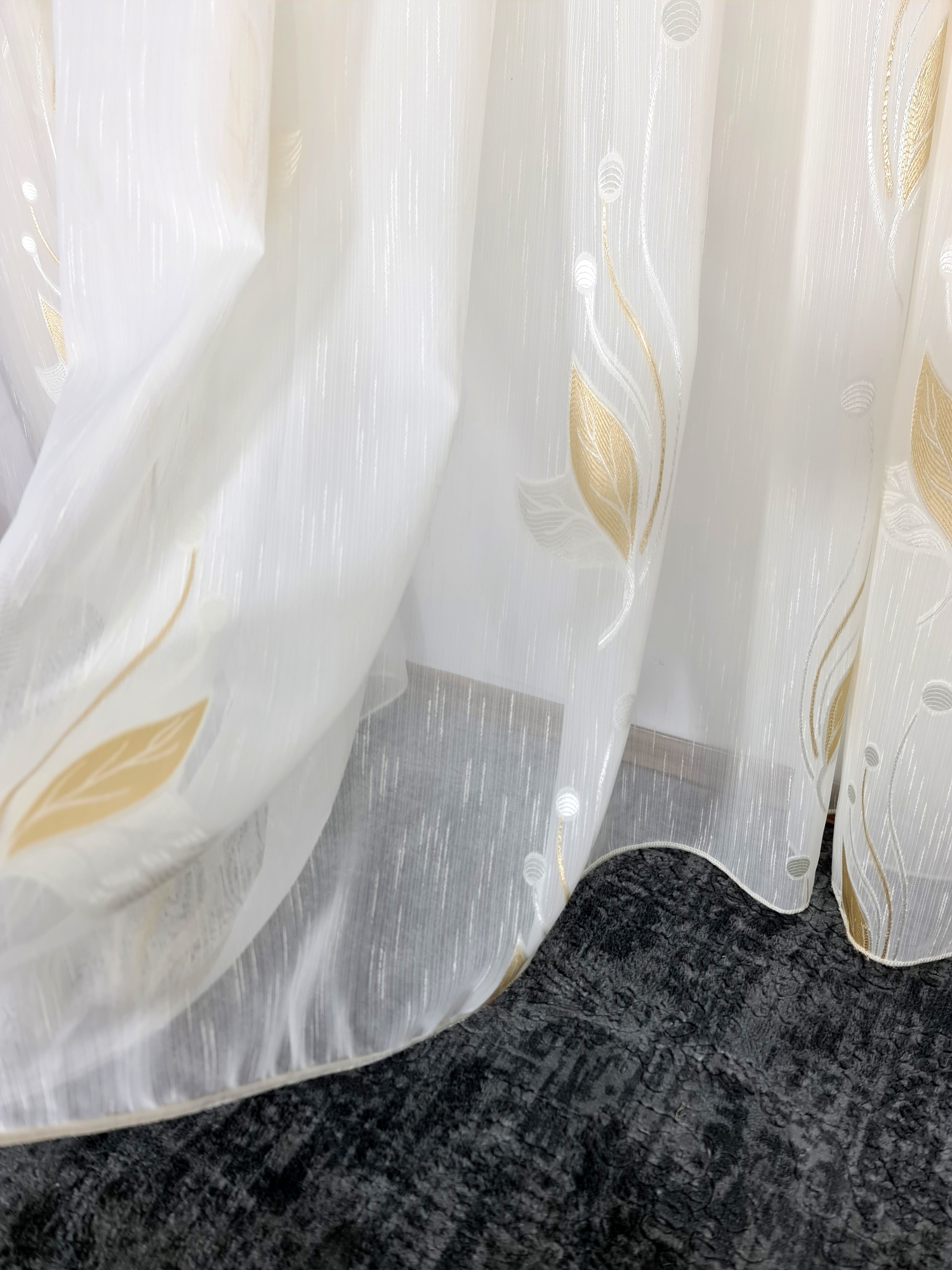 Perdea sable crem cu flori, model Mario, nu necesita calcare - CASABLANCA Perdea sable crem cu flori, model Mario, nu necesita calcare Casa Blanca Curtains & Drapes 40.00 CASABLANCA  CASABLANCA