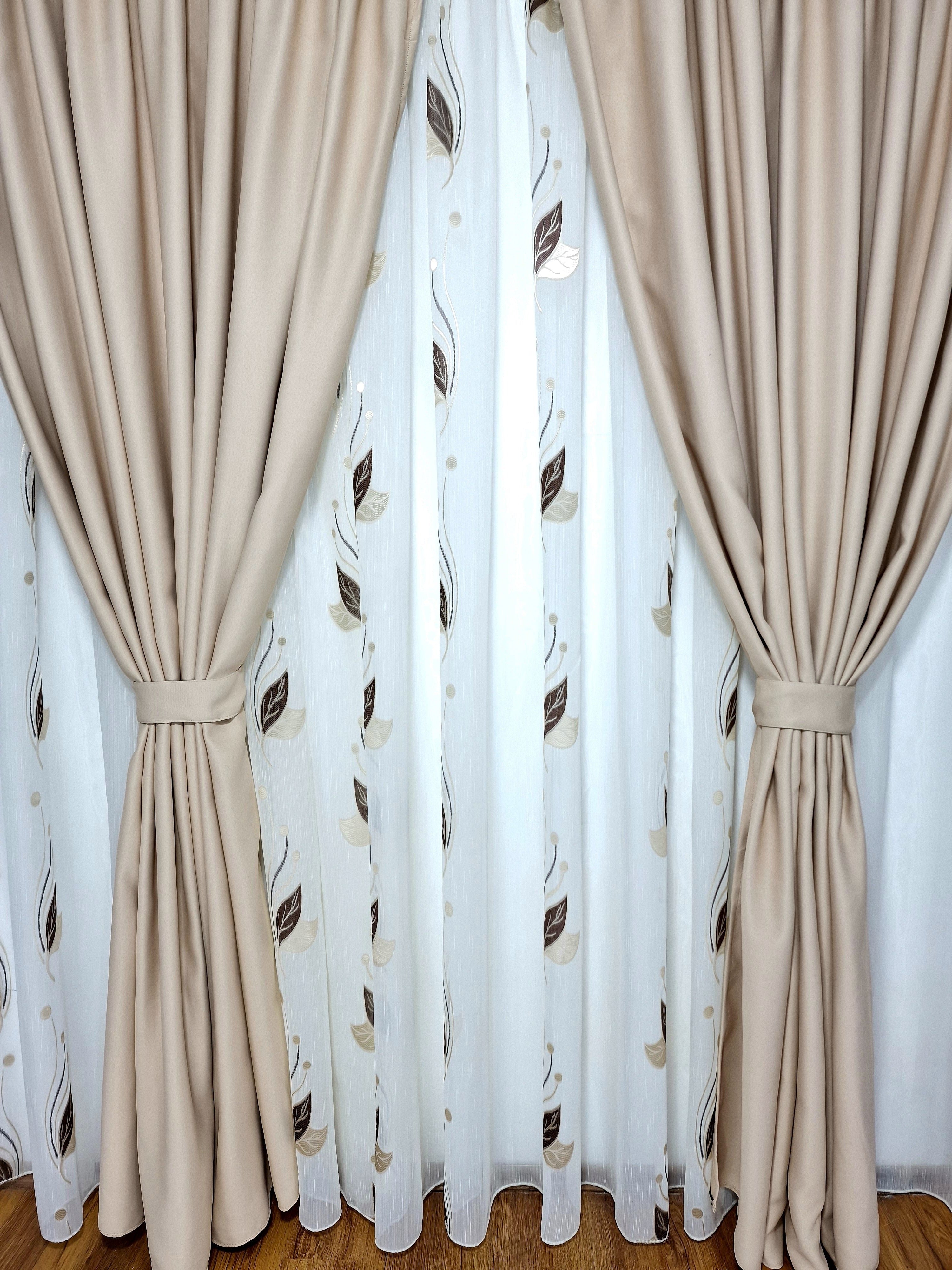 Set Perdea si Draperie Georgiana - CASABLANCA Set Perdea si Draperie Georgiana Casa Blanca Curtains & Drapes 345.00 CASABLANCA  CASABLANCA