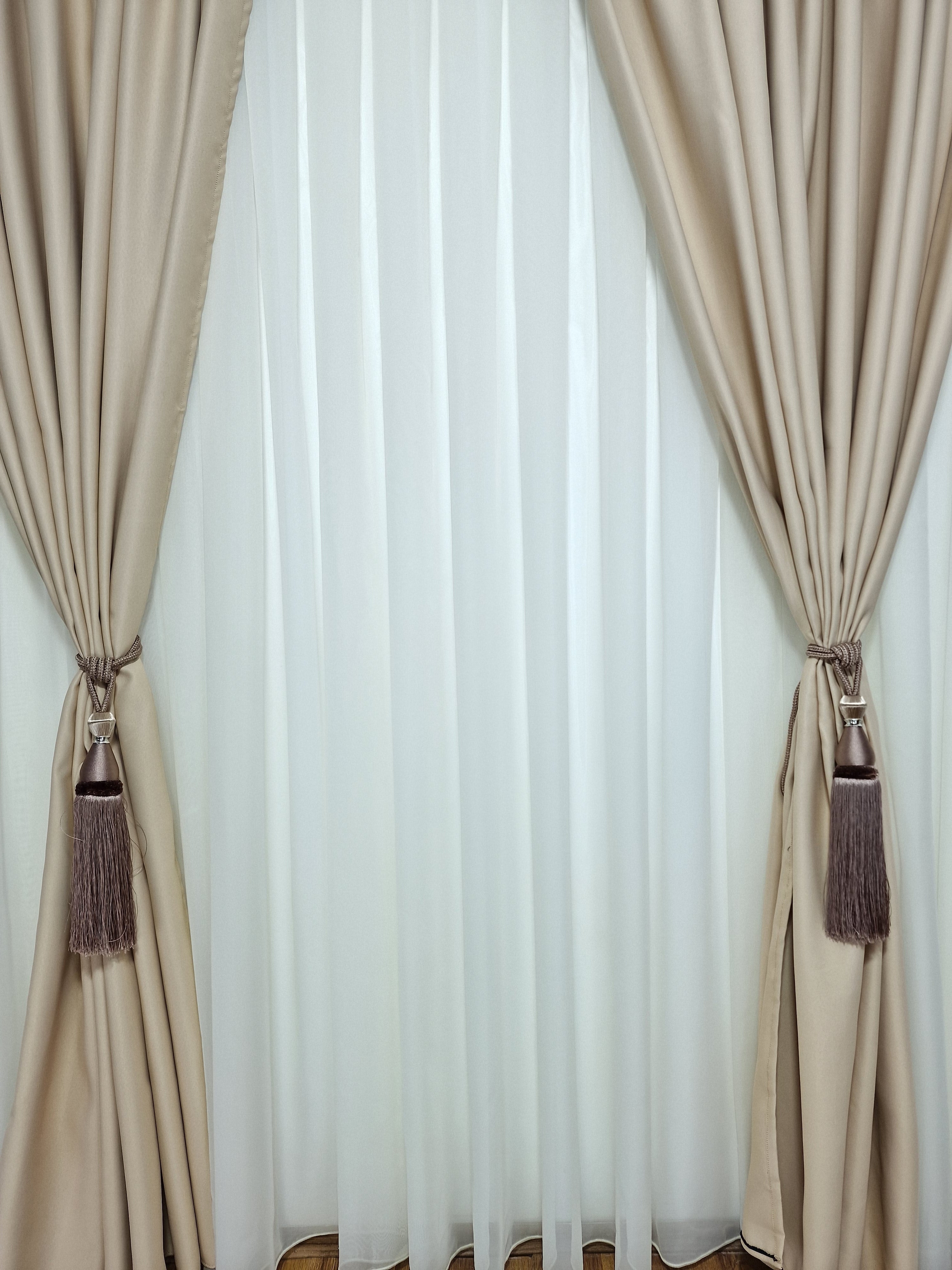 Set perdea si draperie Ralf - CASABLANCA Set perdea si draperie Ralf Casa Blanca Curtains & Drapes 230.00 CASABLANCA  CASABLANCA