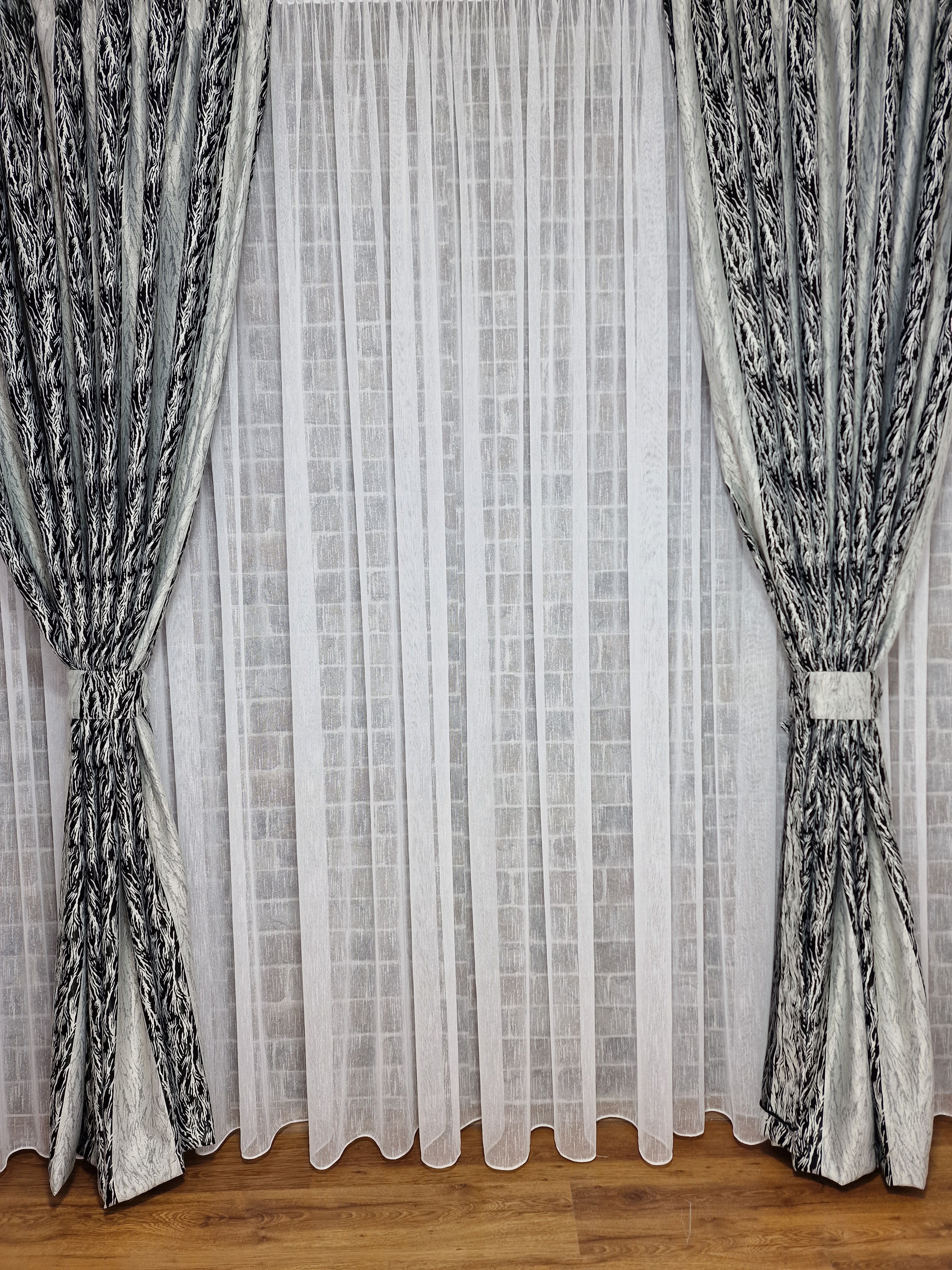 Set perdea texturata tip borangic si draperie 100% blackout, model Amalia - CASABLANCA Set perdea texturata tip borangic si draperie 100% blackout, model Amalia Casa Blanca Curtains & Drapes 350.00 CASABLANCA  CASABLANCA