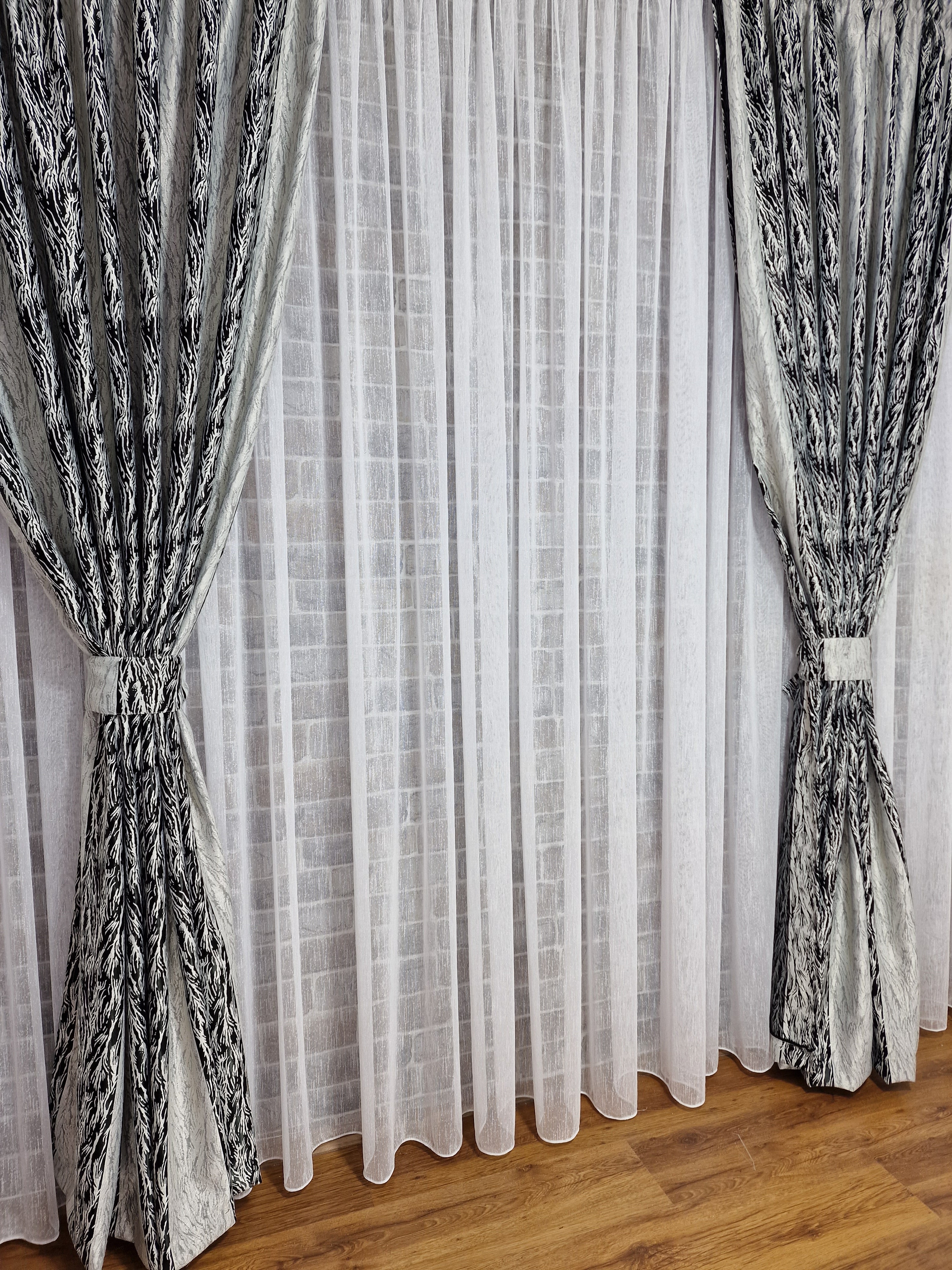 Perdea borangic, nesifonabila, alb simplu - CASABLANCA Perdea borangic, nesifonabila, alb simplu Casa Blanca Curtains & Drapes 45.00 CASABLANCA  CASABLANCA