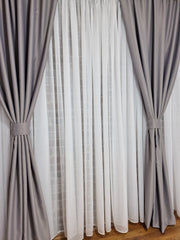 Set complet din perdea simpla voal alb cu draperie uni gri 100% blackout, Colectia Crom, varianta gri mediu - CASABLANCA Set complet din perdea simpla voal alb cu draperie uni gri 100% blackout, Colectia Crom, varianta gri mediu CASABLANCA  325.00 CASABLANCA  CASABLANCA