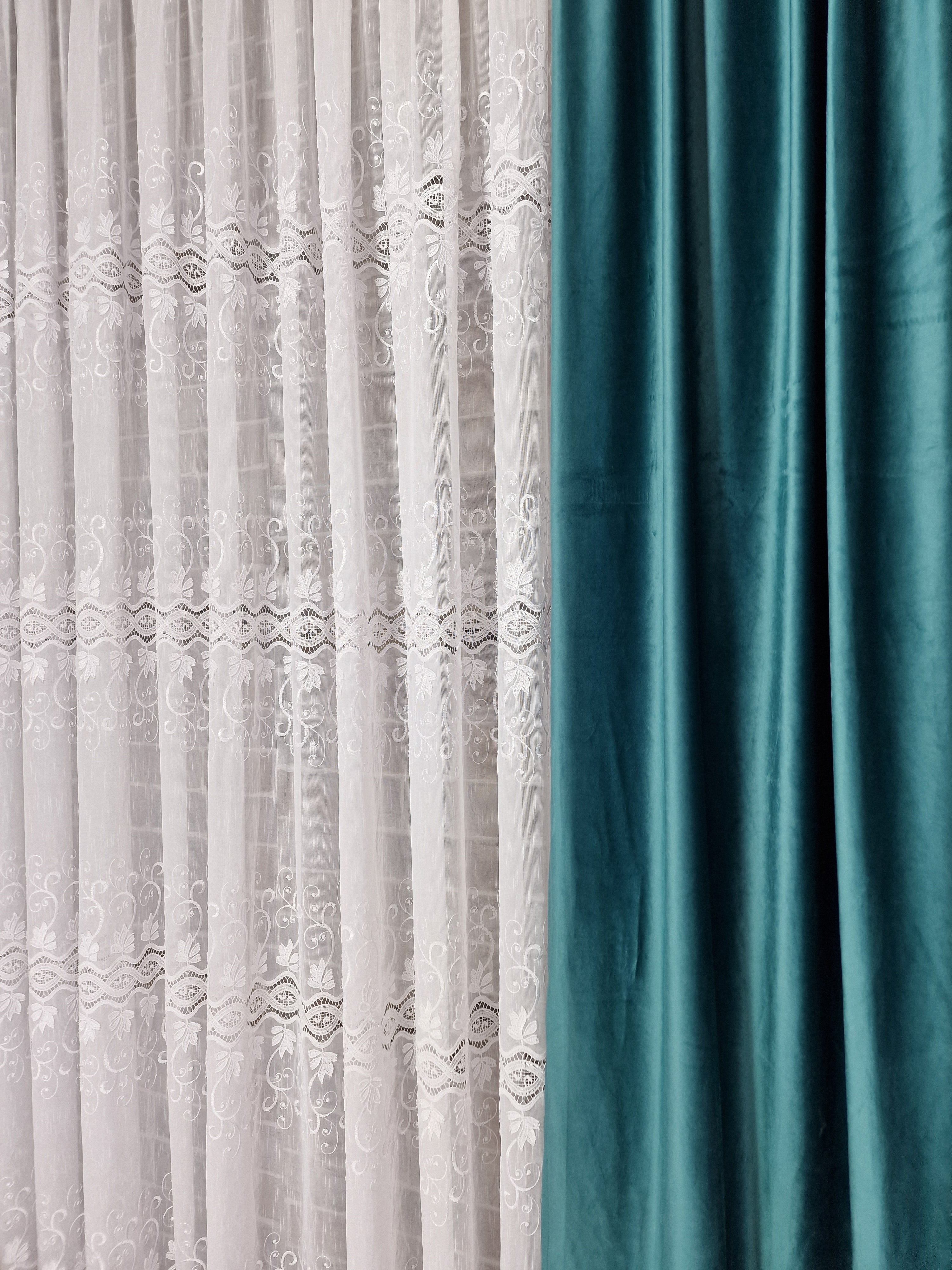 Set perdea broderie sparta si draperie catifea turcoaz, model Eva - CASABLANCA Set perdea broderie sparta si draperie catifea turcoaz, model Eva Casa Blanca Curtains & Drapes 735.00 CASABLANCA  CASABLANCA