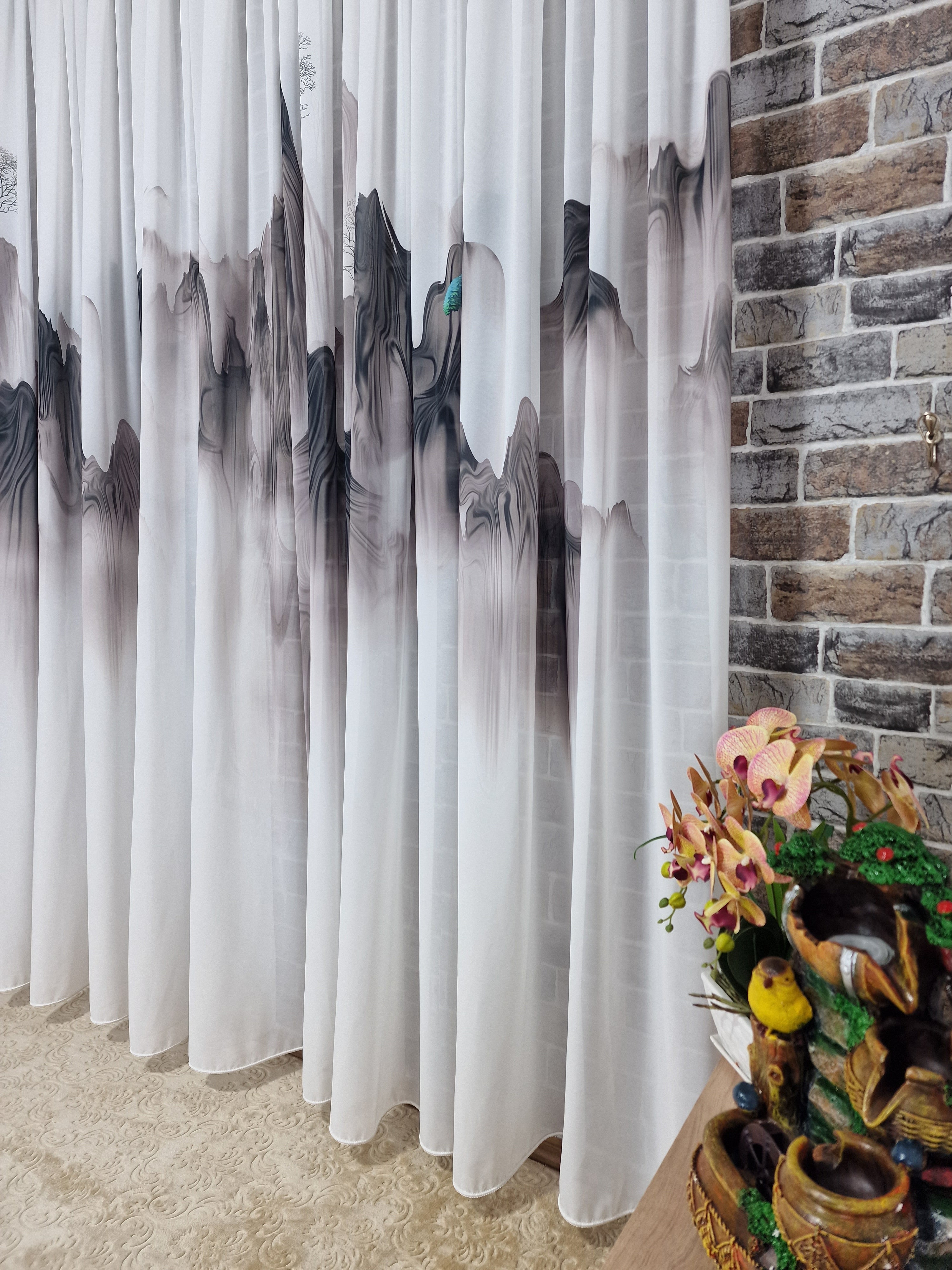 Perdea din matase, model muntii, material plin ca textura - CASABLANCA Perdea din matase, model muntii, material plin ca textura CASABLANCA  65.00 CASABLANCA  CASABLANCA