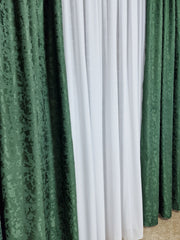 Set perdea din matase alba si draperie decorativa verde smarald - CASABLANCA Set perdea din matase alba si draperie decorativa verde smarald Casa Blanca Curtains & Drapes 400.00 CASABLANCA  CASABLANCA