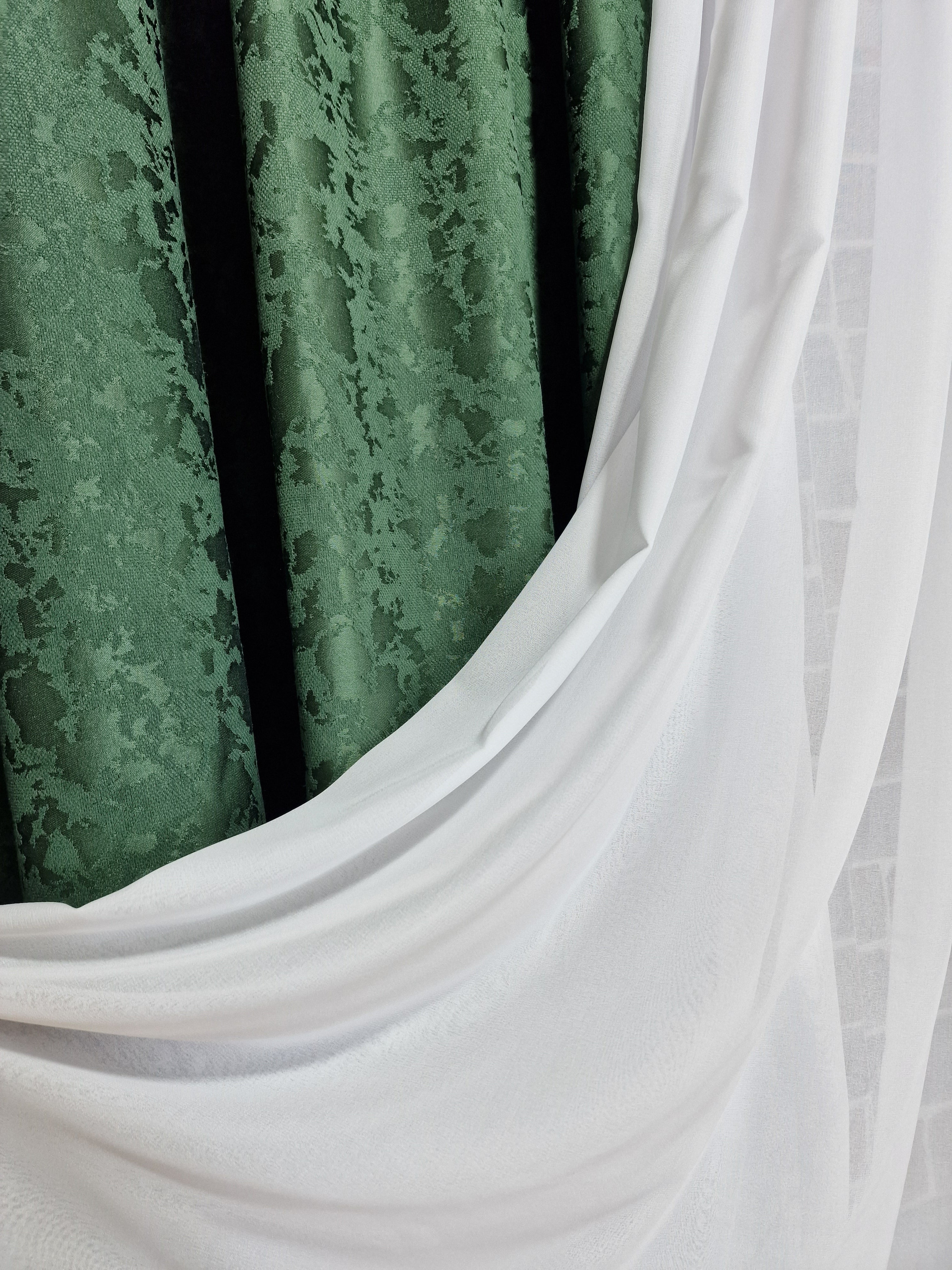 Perdea din matase alba, material plin ca textura - CASABLANCA Perdea din matase alba, material plin ca textura CASABLANCA  50.00 CASABLANCA  CASABLANCA