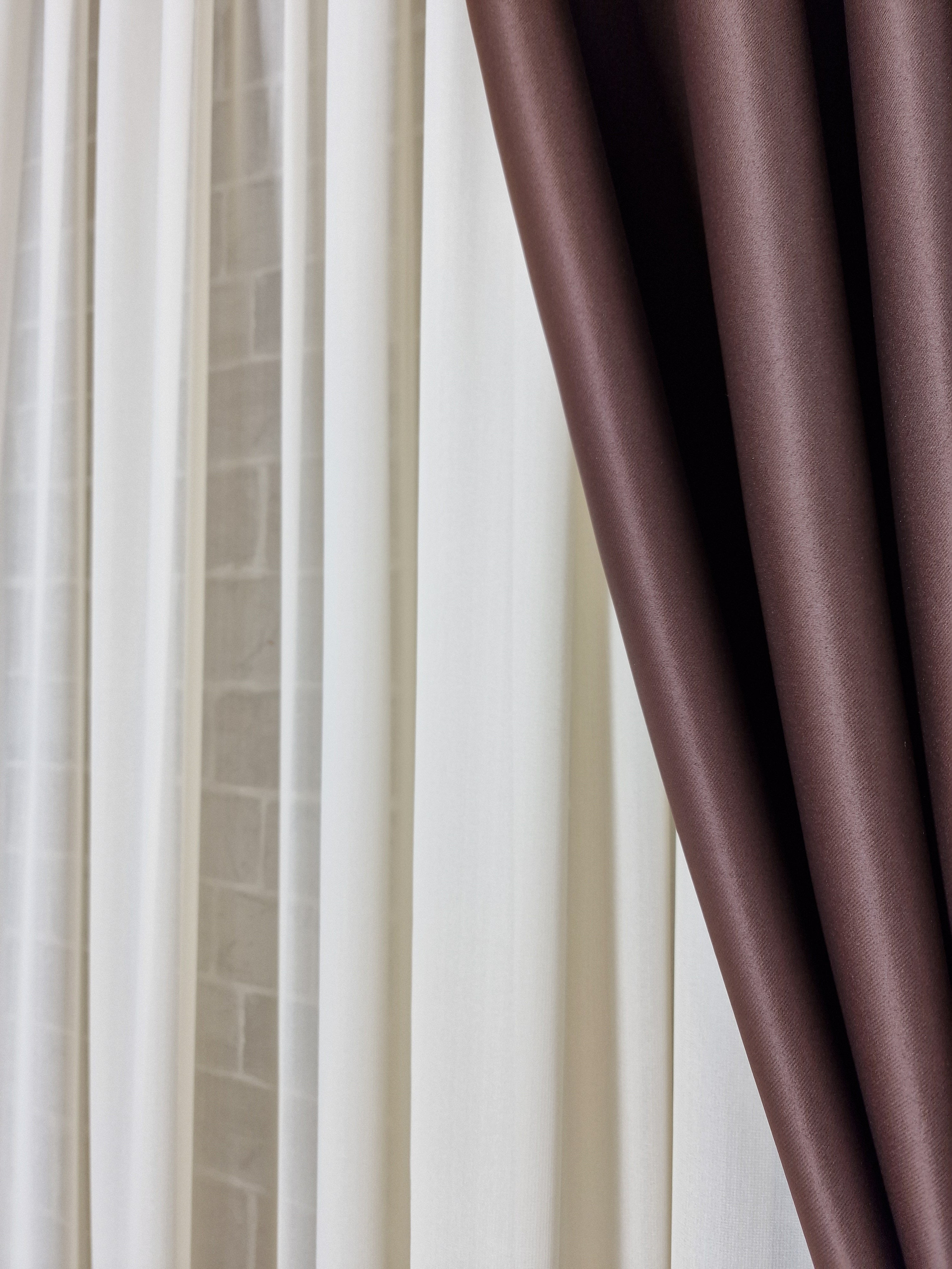 Set perdea din matase crem si draperie maro 100% blackout - CASABLANCA Set perdea din matase crem si draperie maro 100% blackout Casa Blanca Curtains & Drapes 385.00 CASABLANCA  CASABLANCA