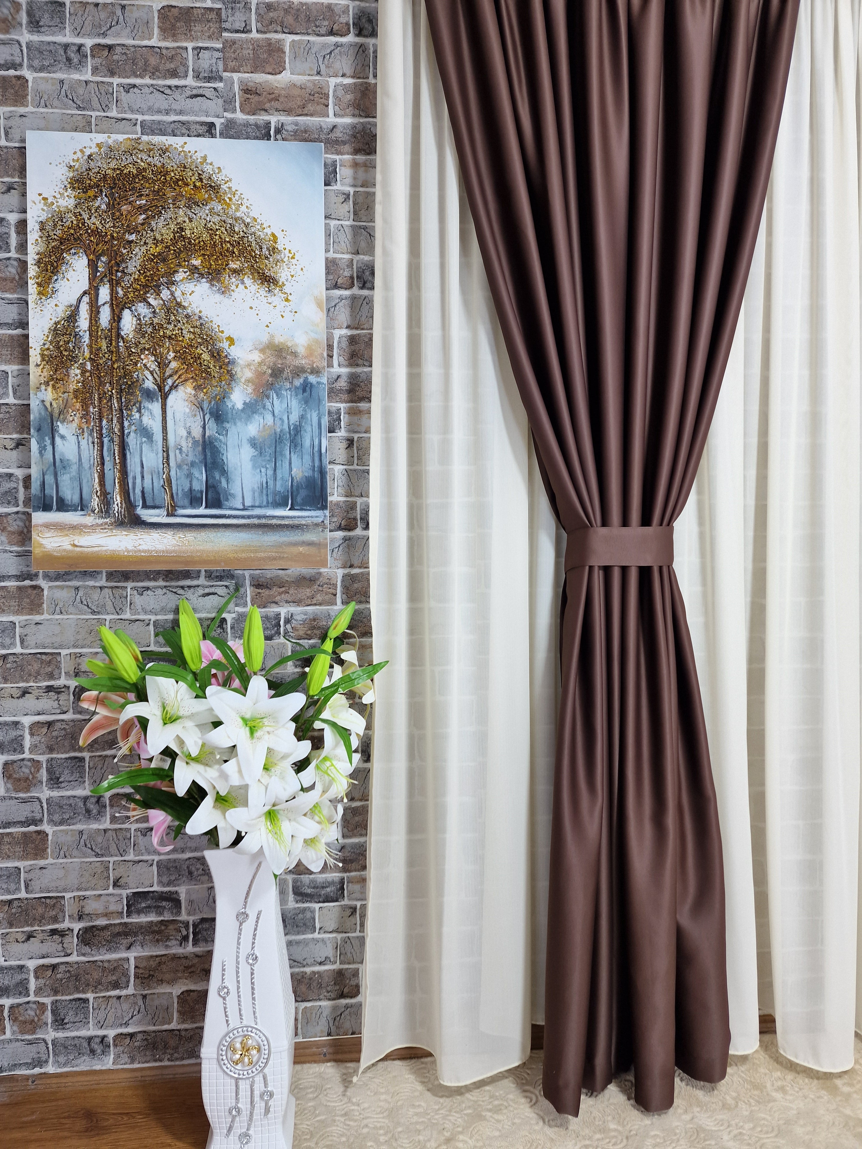 Set perdea din matase crem si draperie maro 100% blackout - CASABLANCA Set perdea din matase crem si draperie maro 100% blackout Casa Blanca Curtains & Drapes 385.00 CASABLANCA  CASABLANCA