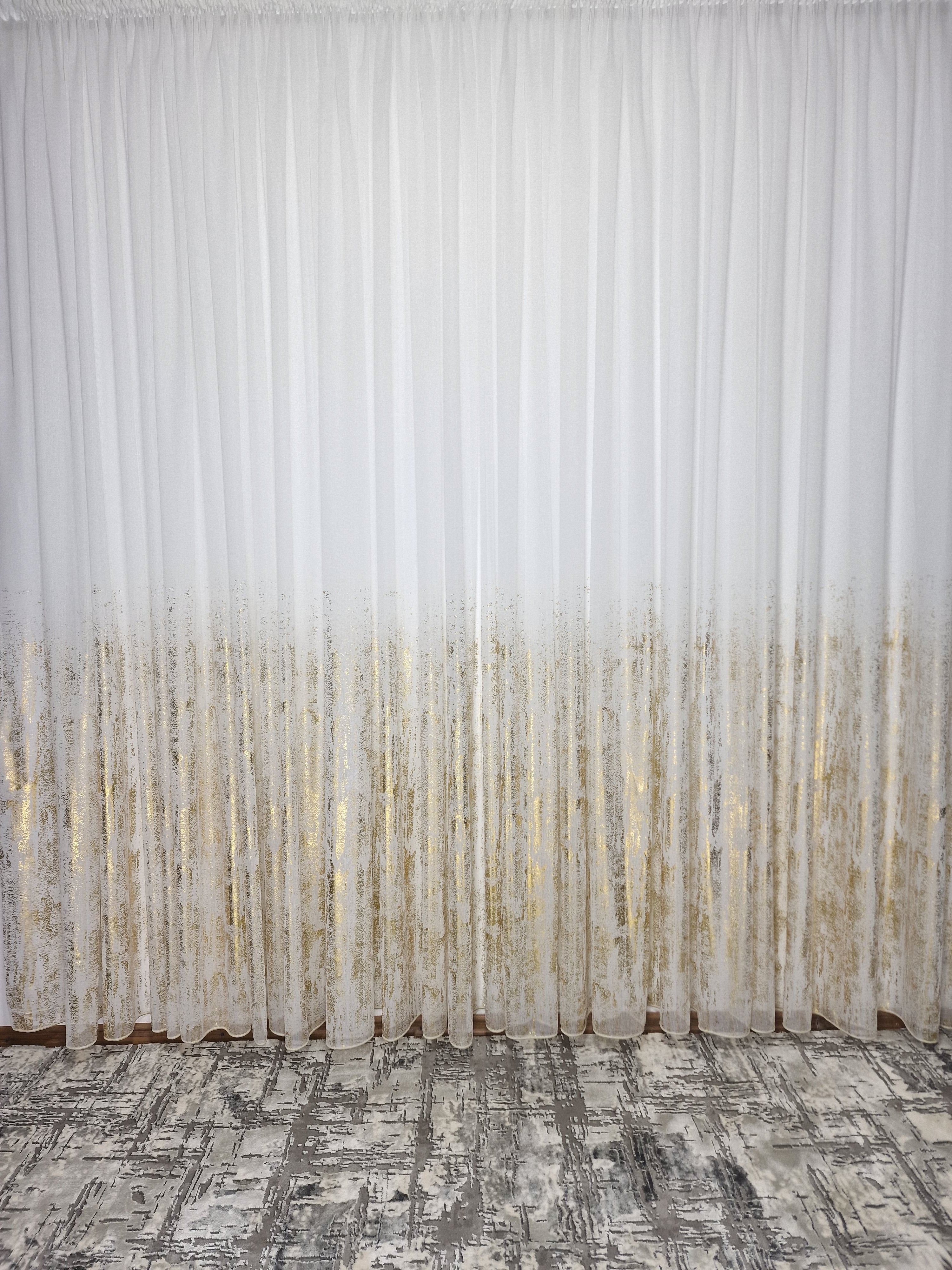 Perdea bamboo confectionata din material plin ca textura, alba cu auriu - CASABLANCA Perdea bamboo confectionata din material plin ca textura, alba cu auriu CASABLANCA  90.00 CASABLANCA  CASABLANCA