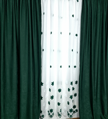 Set perdea alba cu flori verde smarald si draperie soft verde smarald, model Daisy - CASABLANCA Set perdea alba cu flori verde smarald si draperie soft verde smarald, model Daisy Casa Blanca Curtains & Drapes 350.00 CASABLANCA  CASABLANCA