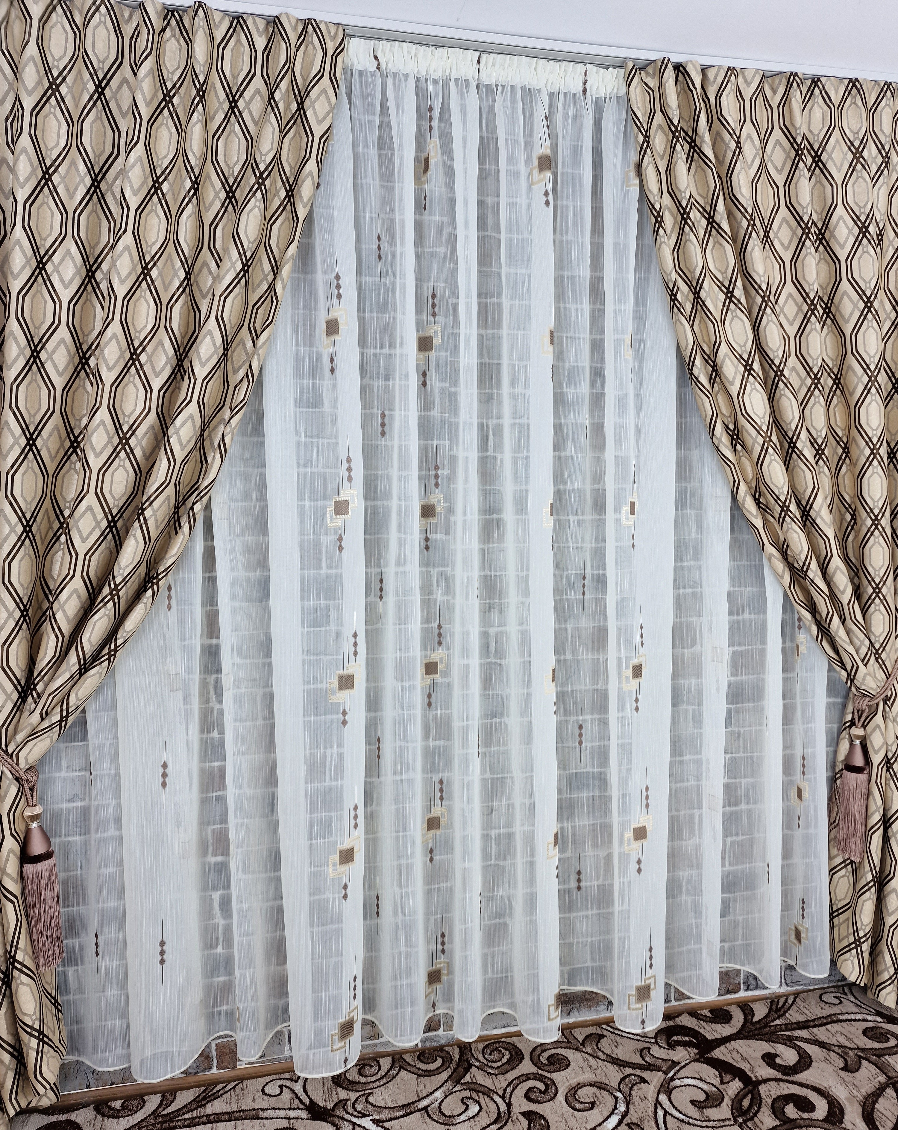 Draperie Blackout Crem cu Maro - Eleganță în Designul Tău-model Radu - CASABLANCA Draperie Blackout Crem cu Maro - Eleganță în Designul Tău-model Radu CASABLANCA Curtains & Drapes 45.00 CASABLANCA  CASABLANCA