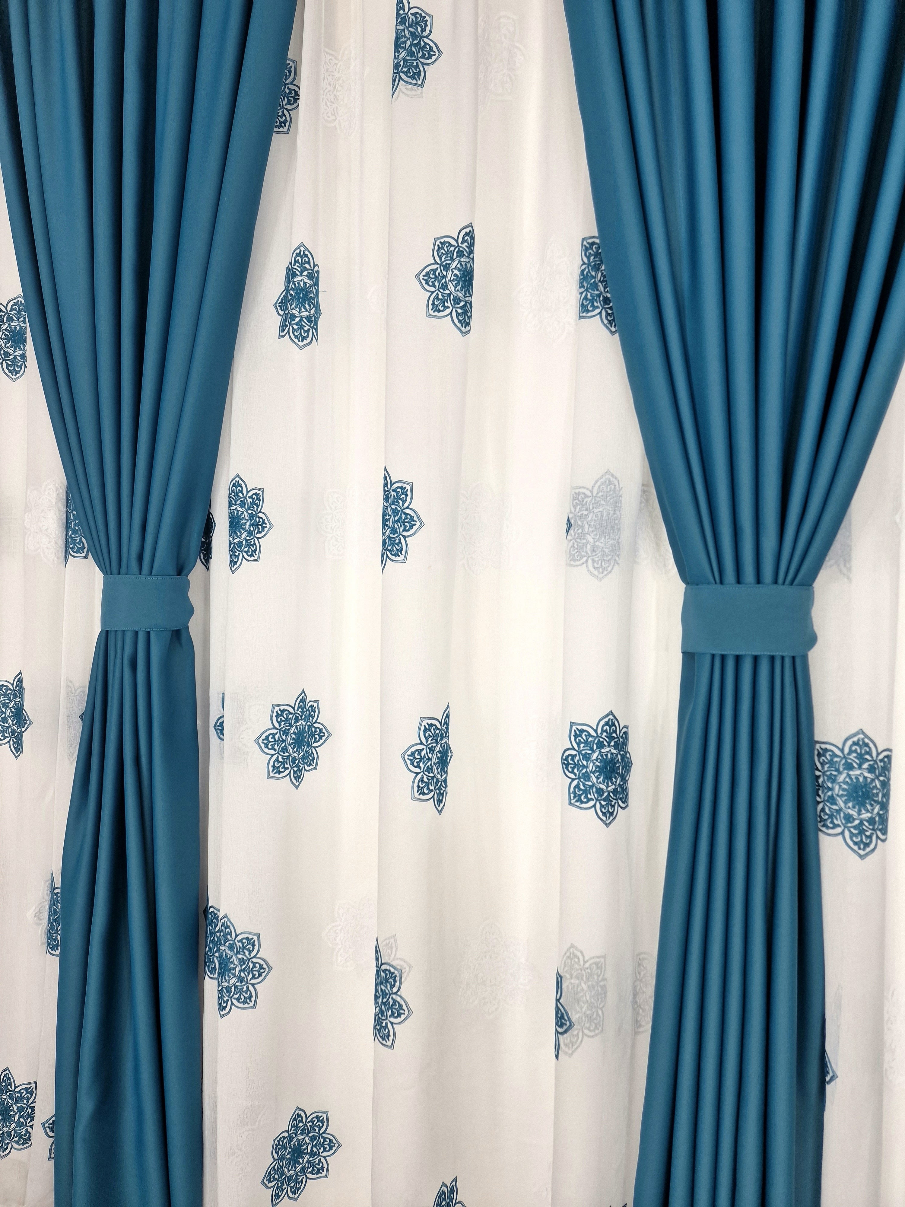 Set turcoaz perdea si draperie, model mandala - CASABLANCA Set turcoaz perdea si draperie, model mandala CASABLANCA  260.00 CASABLANCA  CASABLANCA